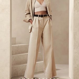 NWT! Banana Republic Oyster Pearl Cruise Wide Leg Pants - Size 6 Long